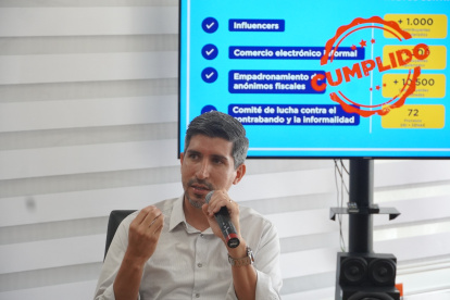 El titular del SRI; Francisco Briones, en rueda de prensa este 14 de noviembre de 2023.