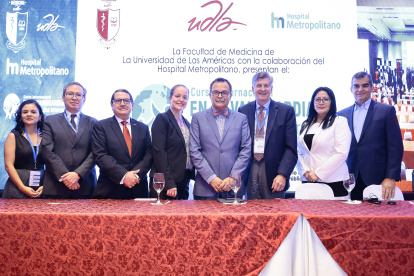 Verónica Osorio, Jorge Moncayo, Bernardo Sandoval, Marlena León, Gonzalo Mendieta, Robert Salta, Alexandra Toala y René Cordero.