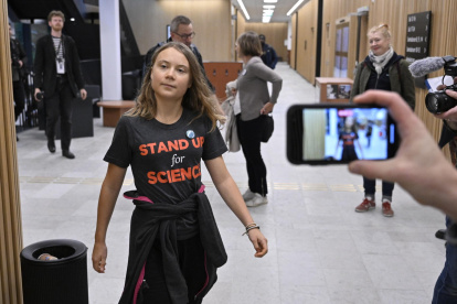 Fotografía de archivo, tomada el pasado 11 de octubre, en la que se registró a la ambientalista sueca Greta Thunberg, en Malmo (Suecia)