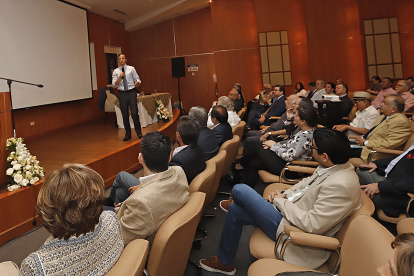 CONFERENCIA SOBRE SEGURIDAD, DESARROLLADO EN GRANASA, 14 DE NOVIEMBRE   DEL 2023- AMELIA ANDRADE Guayaquil-Ecuador Agencia (Ag-ecpreso)
