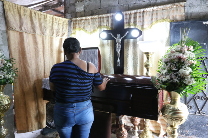Familiar. El velorio se realizó en la casa de la familia Sevillano, en Mapasingue Este.