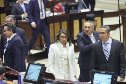 Se instala la primera sesión de la nueva Asamblea Nacional.