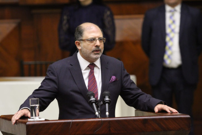 El ahora presidente de la Asamblea, Henry Kronfle, durante su primer discurso.