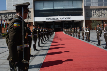 Exteriores de la Asamblea Nacional.