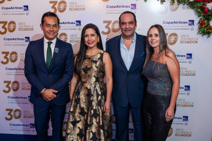 Directivos y trabajadores celebraron en una velada, en Quito.