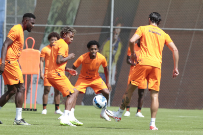 Los seleccionados están enfocados en conseguir un triunfo en casa ante Chile.