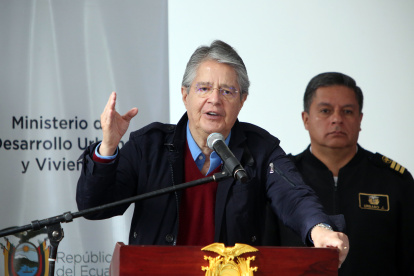 El presidente saliente Guillermo Lasso durante su intervención en Carondelet.