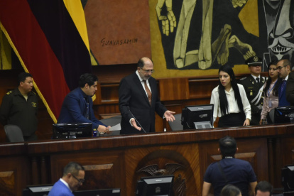 El presidente de la Asamblea Nacional, Henry Kronfle, durante la segunda sesión.