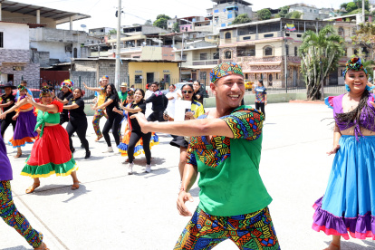 FOLCLORE LATINO EN SAN EDUARDO...... FD MIGUEL CANALES..19-11-2023 ag-periodistas