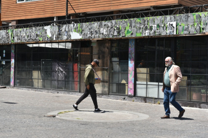 El declive en locales desocupados ha alejado a nuevos residentes del barrio.