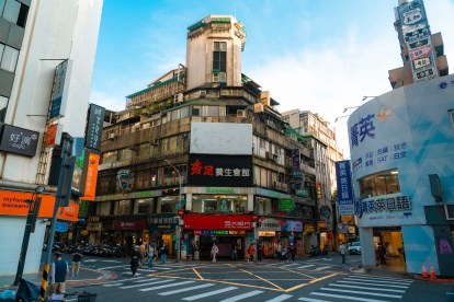 El seísmo se produjo a las 6:01 hora local con epicentro a 50 kilómetros de profundidad en aguas del océano Pacífico frente a las costas El seísmo se produjo a las 6.01 hora local.