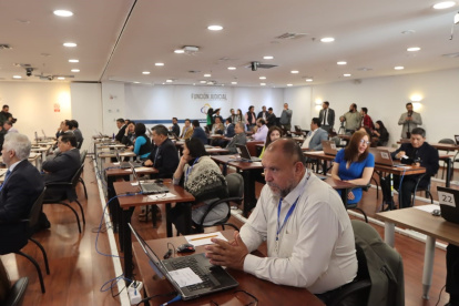 Repetición. Este martes se repitieron las pruebas de confianza para 94 interesados.