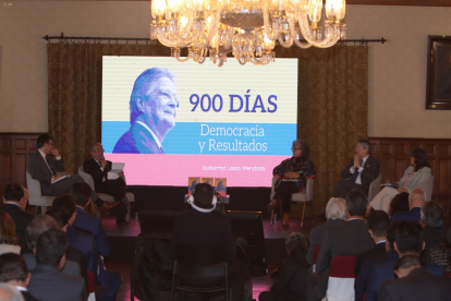 Presentación. El informe de labores del presidente se presentó en el salón de banquetes de Carondelet ministros, gobernadores, embajadores...