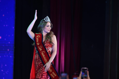 Camila Becerra, nueva Reina de San Francisco de Quito.
