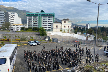 Seguridad en los alrededores de la Asamblea Nacional.
