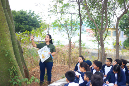 Kelly Peña, especialista y docente de la Espol, se encargó de iniciar este taller.