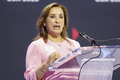 Dina Boluarte, presidenta de Perú.