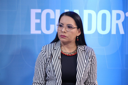 Diana Atamaint, presidenta del CNE.