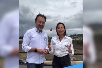 Pabel Muñoz y Luisa González salieron en un video donde ofrecían construir la universidad en Chillogallo, al sur de Quito.