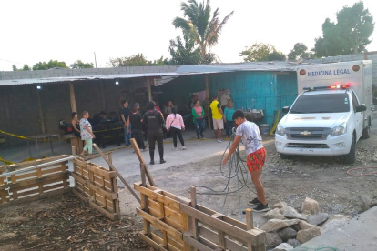 Escena. En un pequeño inmueble de caña que tiene un enorme patio fue encontrado sin vida Pedro Villaprado.