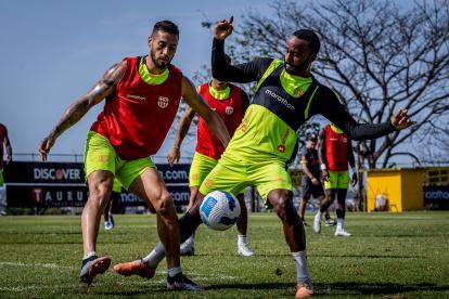 Francisco Fydriszewski y Leonai Souza listos para enfrentar a Guayaquil City.