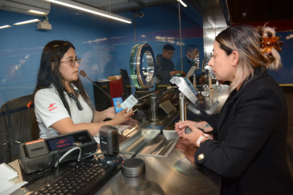Los quiteños podrán acercarse a las boleterías de las 15 estaciones para obtener la Tarjeta Ciudad.