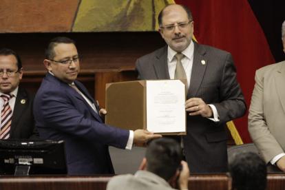El nuevo Contralor, Mauricio Torres Maldonado, fue posicionado en la Asamblea Nacional.