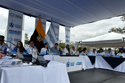 Los ediles durante la sesión de Concejo Cantonal.
