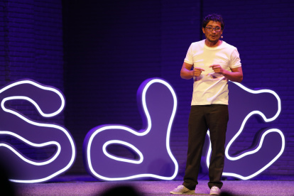 El ecuatoriano es ingeniero mecánico y obtuvo un doctorado en sistemas energéticos en París.