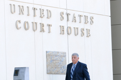 Fotografía de archivo, tomada en junio de 2016, en la que se registró al exmilitar chileno Pedro Barrientos a su llegada al Tribunal Federal de Orlando (Florida, EE.UU.).