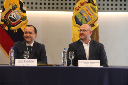 El viceministro de Gobierno, Carlos Espinoza, estuvo en la posesión de Blacio.