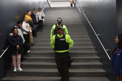 Son 257 policías exclusivamente destinados al Metro de Quito