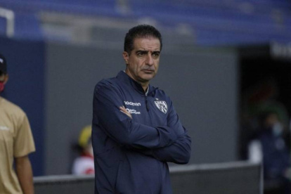 Renato Paiva dirigió a Independiente del Vale en 2021 y 2022