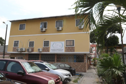 En esta institución educativo se dio el atentado con explosivos.