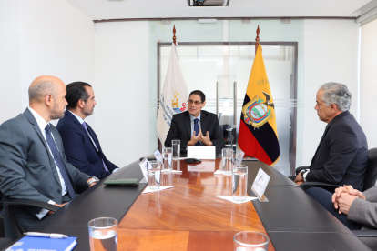 Reunión.- 
El ministro de Telecomunicaciones y de la Sociedad de la Información, César Martín