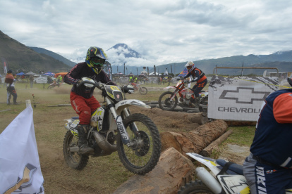 Julián Cordero, piloto quiteño de 19 años, participó en la categoría preexpertos.