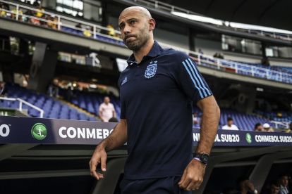 Javier Mascherano dirigirá a la Albiceleste que busca el cupo a París 2024.