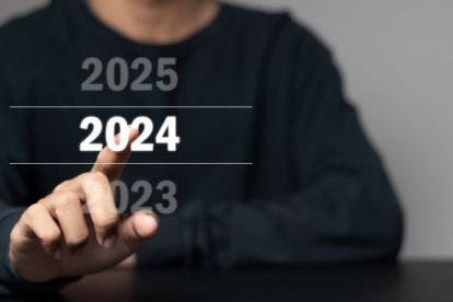 Los ecuatorianos se preparan para recibir el 2024