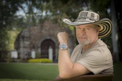 José Alberto Castro.