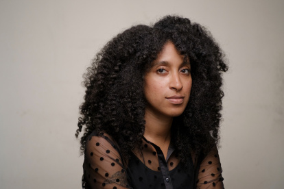 La escritora esmeraldeña Yuliana Ortiz Ruano, autora de Fiebre de Carnaval