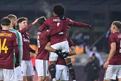 Angelo Preciado hizo el tercer gol en la victoria de Sparta Praga sobre Jablonec