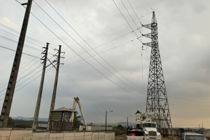 Línea de cable afectada por altas temperaturas.