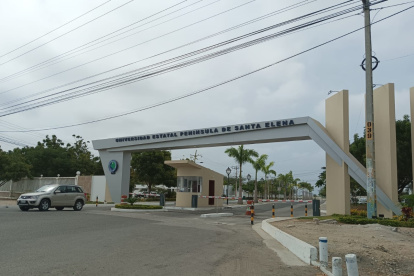 Los estudiantes de la UPSE irán a casa a recibir clases, también los colegiales adscritos.