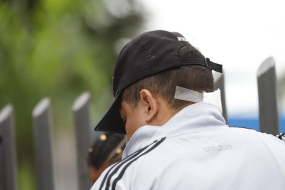 Hecho. El padre de familia perdió a sus seres queridos y resultó herido.