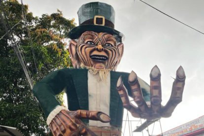 La Ruta de los Gigantes no muere. A pesar de que no habrá concurso, los artesanos elaboraron las figuras esperando que se reactive el turismo en el sector.