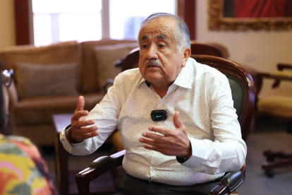 Alberto Molina. Es coronel del Ejército en servicio pasivo y miembro de la Academia Nacional de Historia Militar.