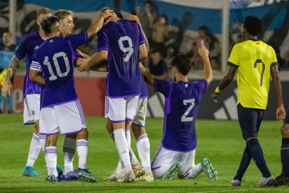 La mini Tri fue goleada 3-0 en territorio argentino