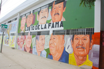 La fotol de ´los diez de la fama´ fue tomada cuando se avaló el trabajo de descubrimiento realizado por Emilio  Estrada Icaza