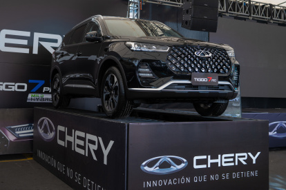Expocisión.- 









Exposición.- Uno de los modelos de carro de la marca Chery.