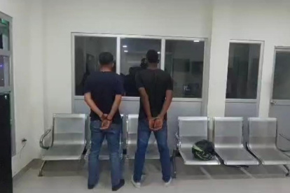 Los involucrados estaban en posesión de un arma de fuego